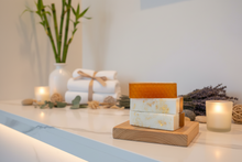 Load image into Gallery viewer, Honey Kisses Body Soap